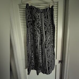 INC International Concepts Black and White wide leg pants